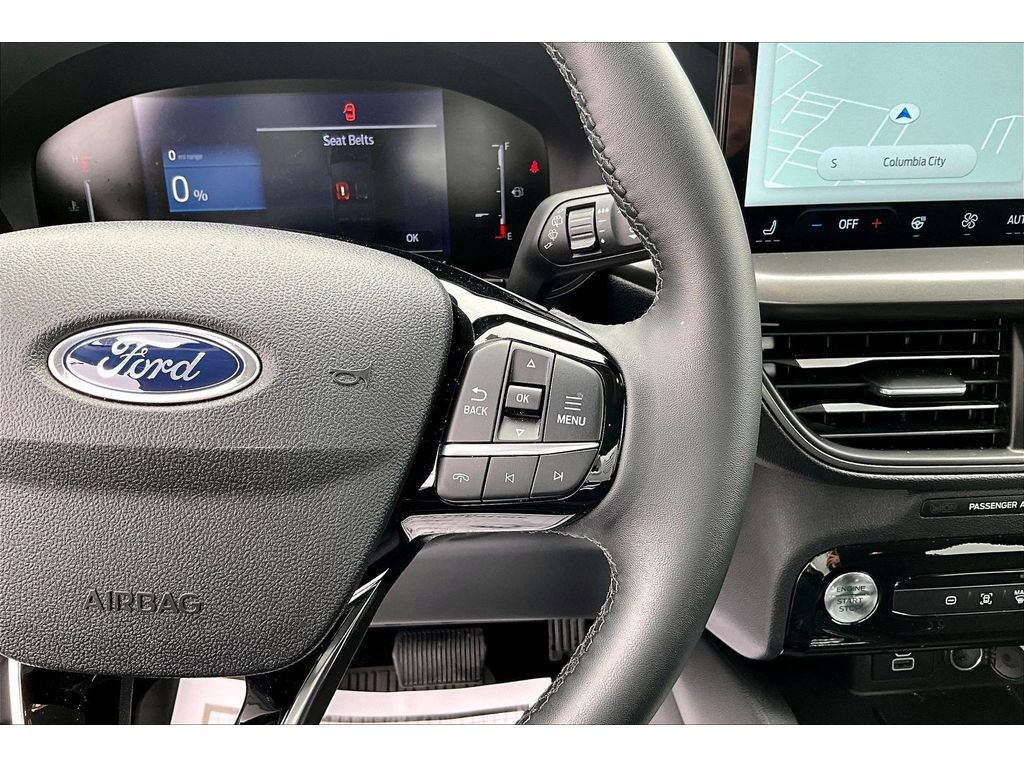 Used 2025 Ford Escape SE FWD image 19