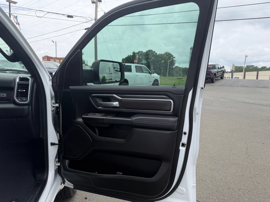 Used 2025 RAM 1500 Big Horn AWD/4WD image 27