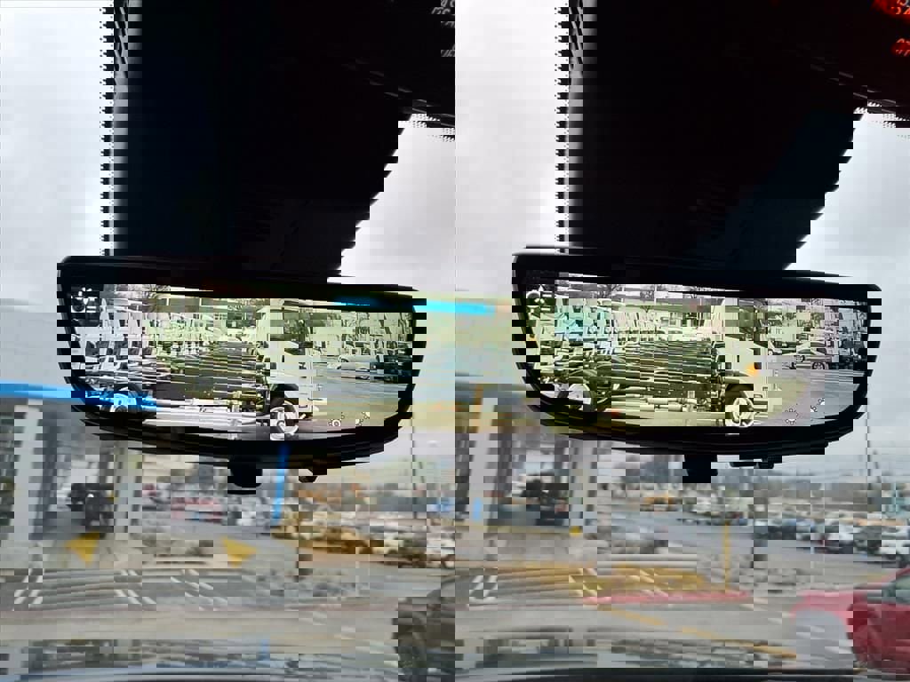 New 2026 Chevrolet Traverse LT w/ Sun and Wheel Package image 14