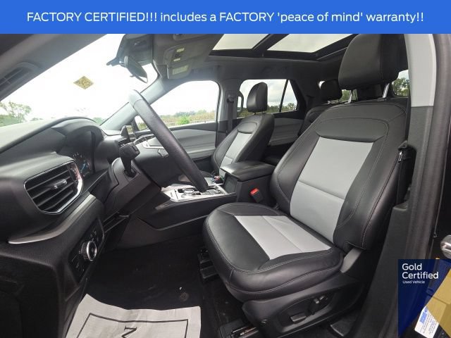 Used 2024 Ford Explorer XLT w/ Equipment Group 202A AWD/4WD image 30
