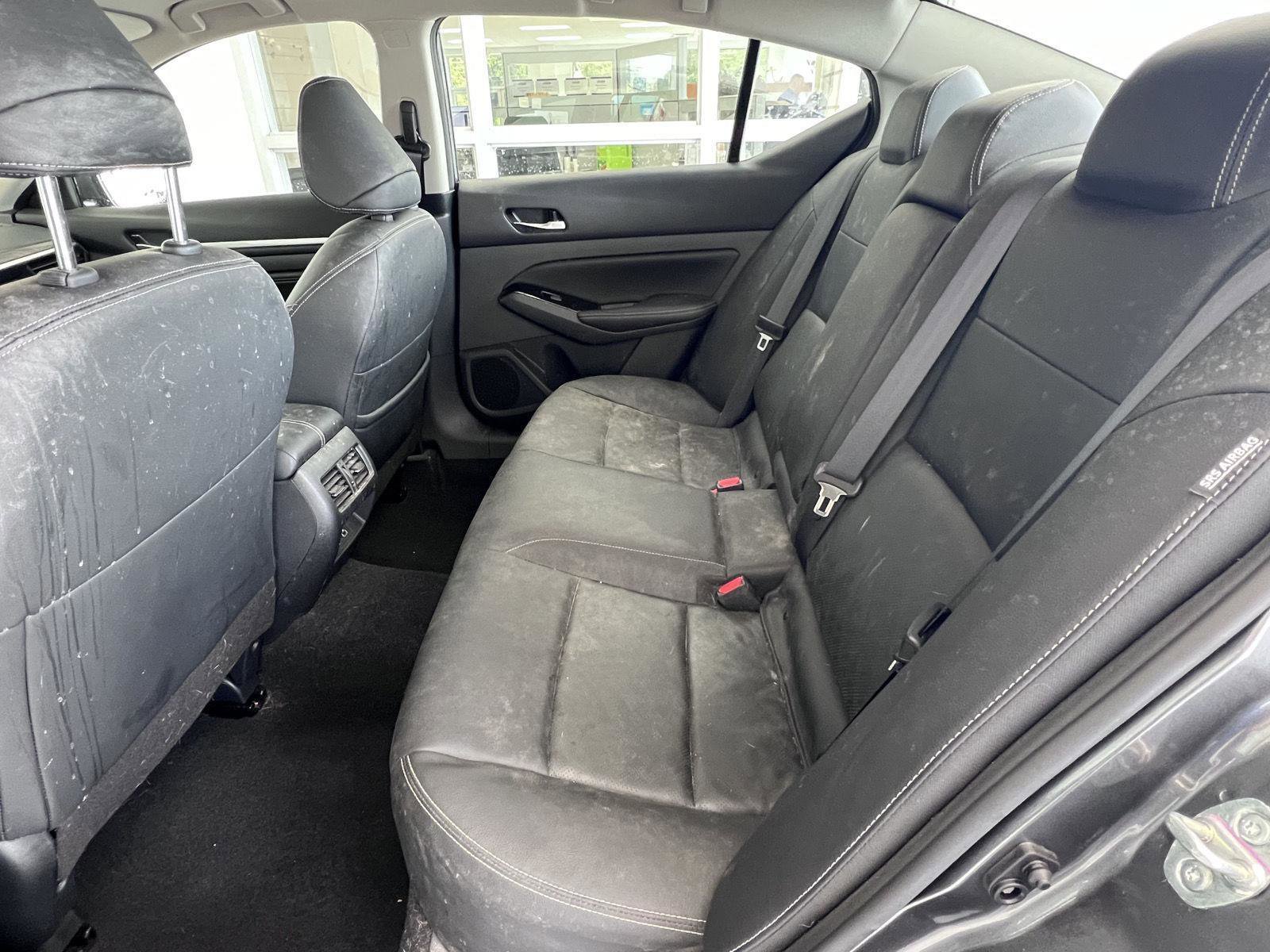 Used 2023 Nissan Altima 2.5 SL AWD/4WD image 12