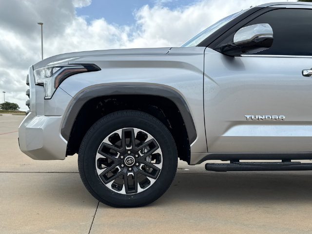 Used 2024 Toyota Tundra Limited AWD/4WD image 5