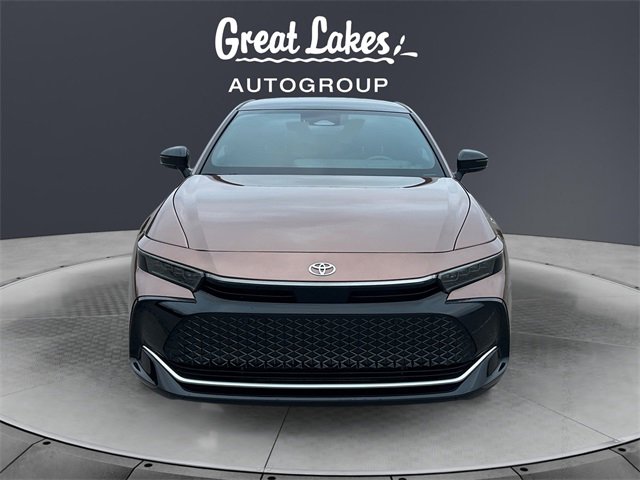 Used 2026 Toyota Crown Platinum image 8