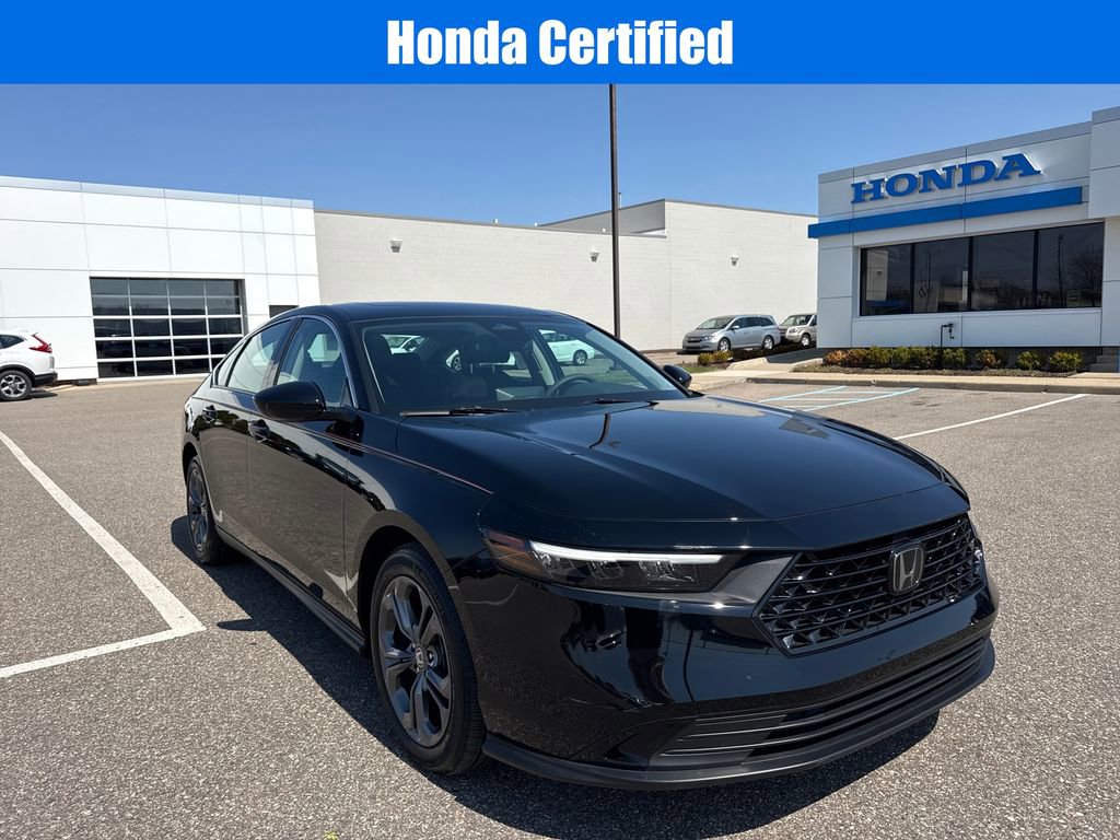 Certified 2023 Honda Accord EX image 2
