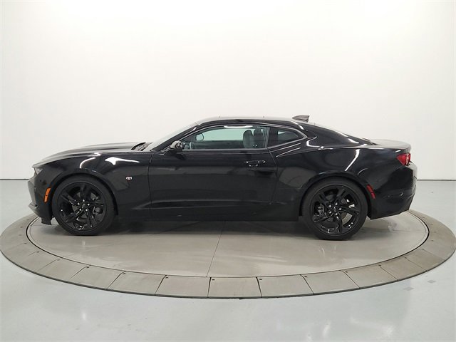 Used 2024 Chevrolet Camaro LT image 4