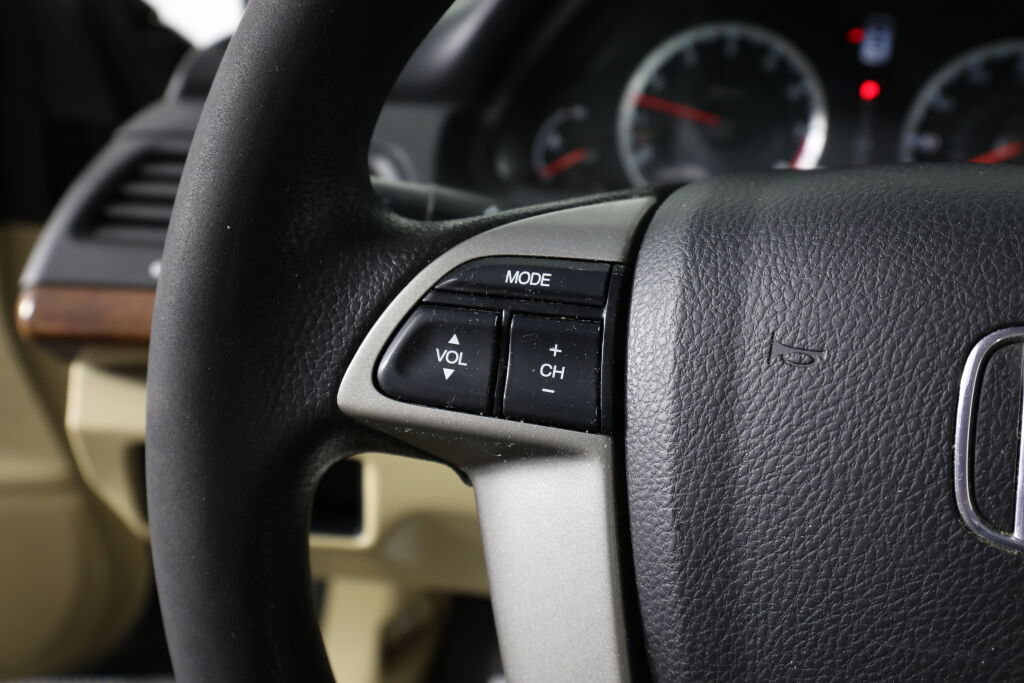 Used 2012 Honda Accord EX image 26