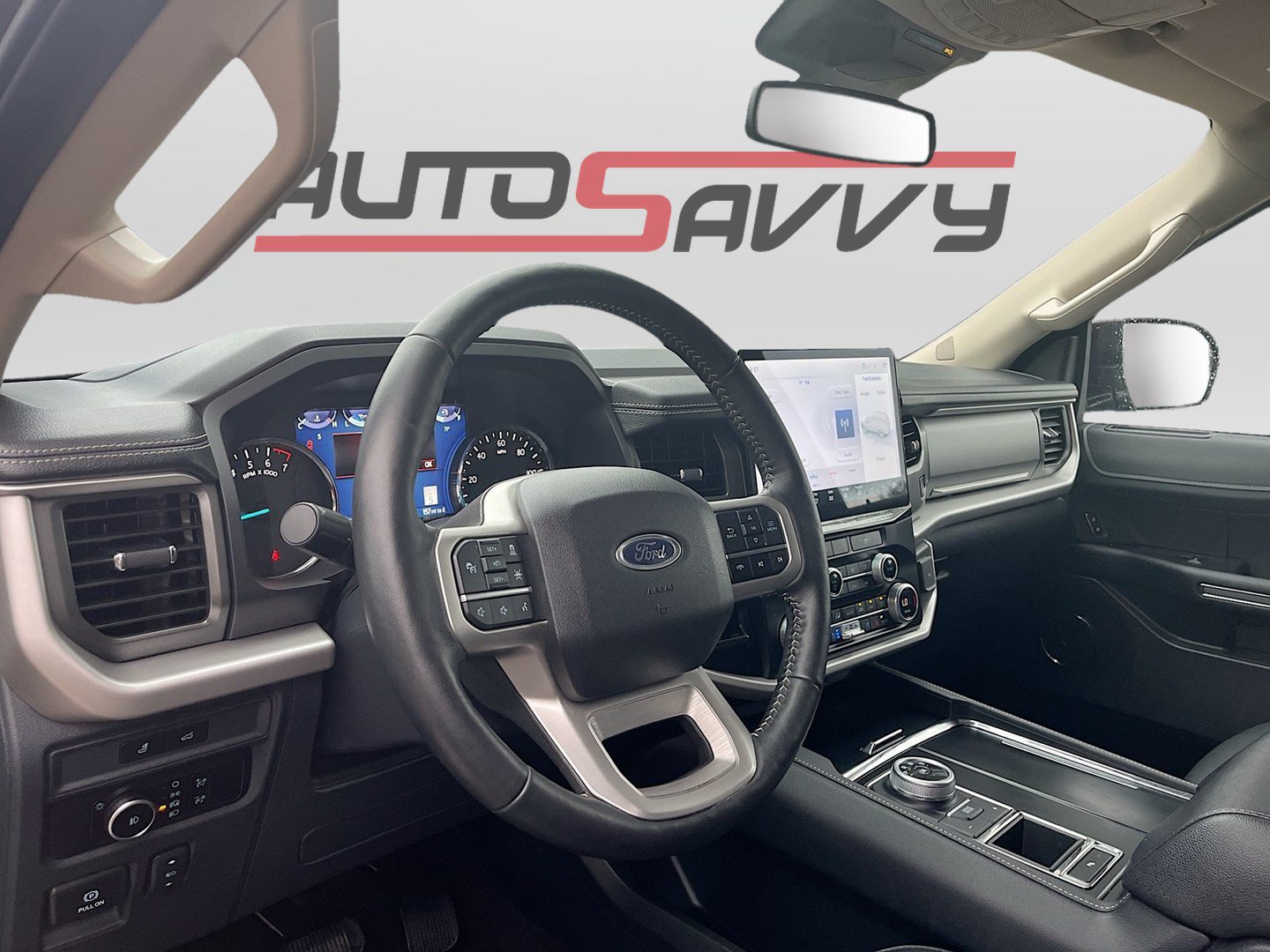 Used 2024 Ford Expedition XLT RWD image 9