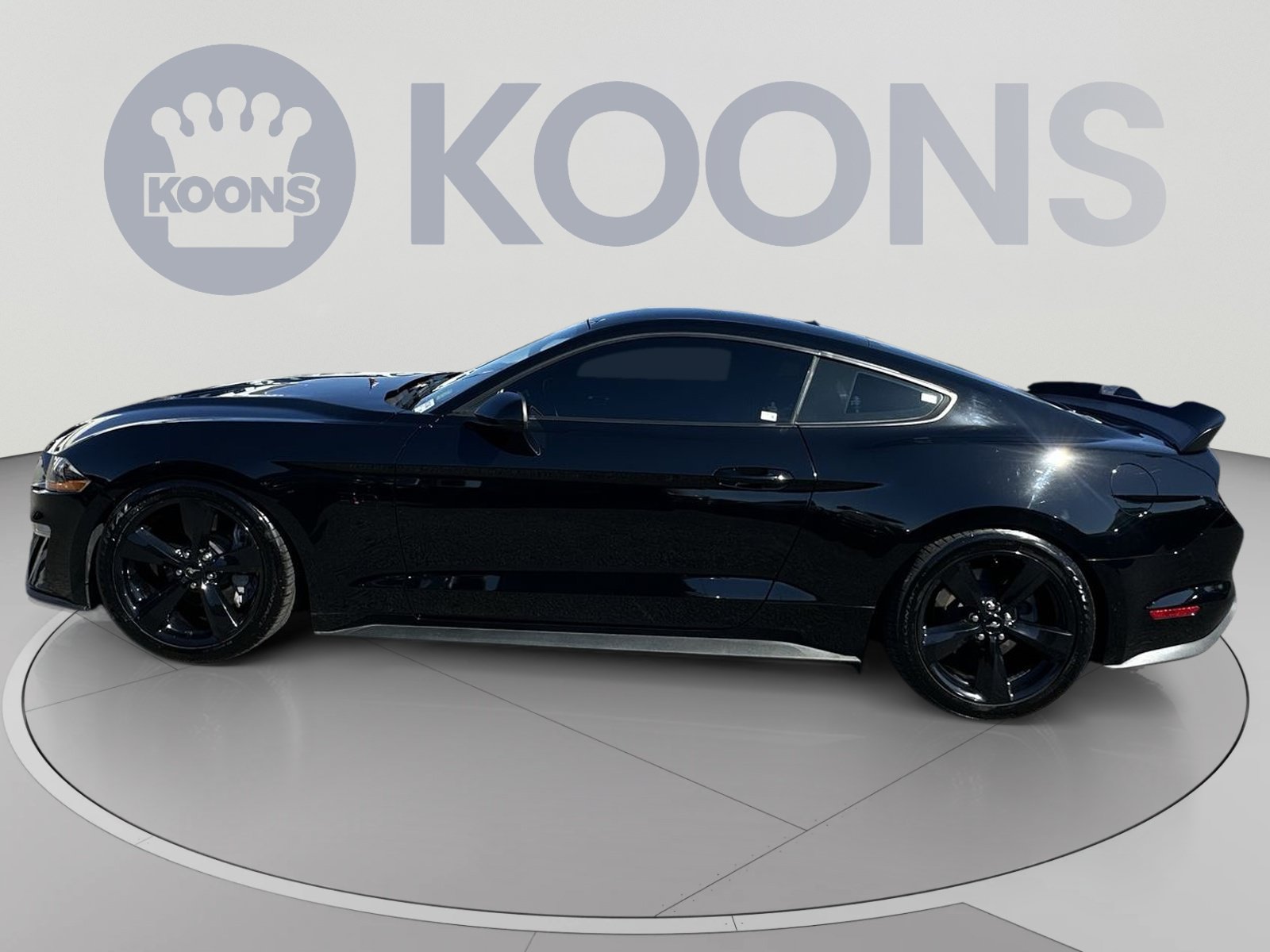 Used 2021 Ford Mustang GT Premium w/ Black Accent Package RWD image 7