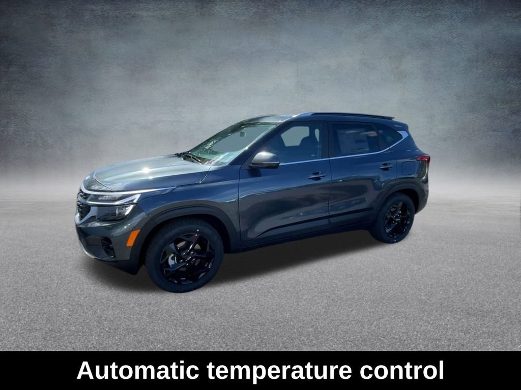 Used 2026 Kia Seltos EX w/ EX Sunroof Package image 11