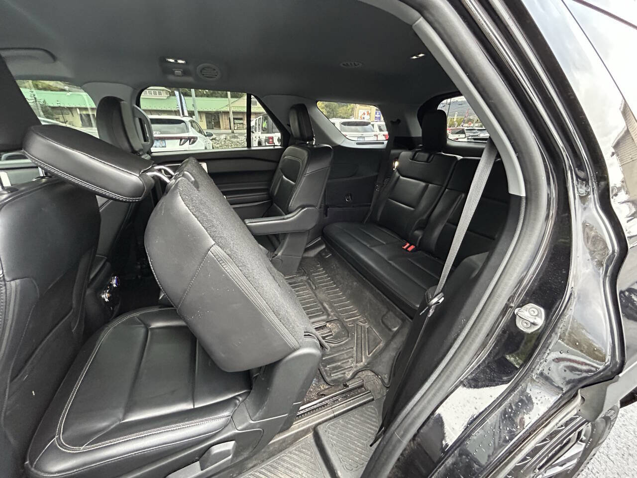 Used 2021 Ford Explorer XLT w/ Equipment Group 202A image 24