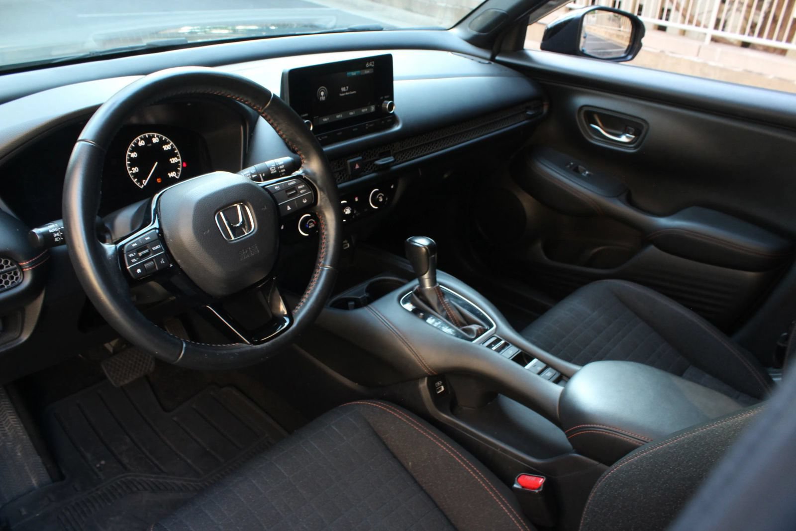 Used 2023 Honda HR-V Sport image 13