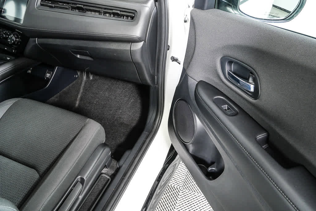 Used 2021 Honda HR-V Sport image 23