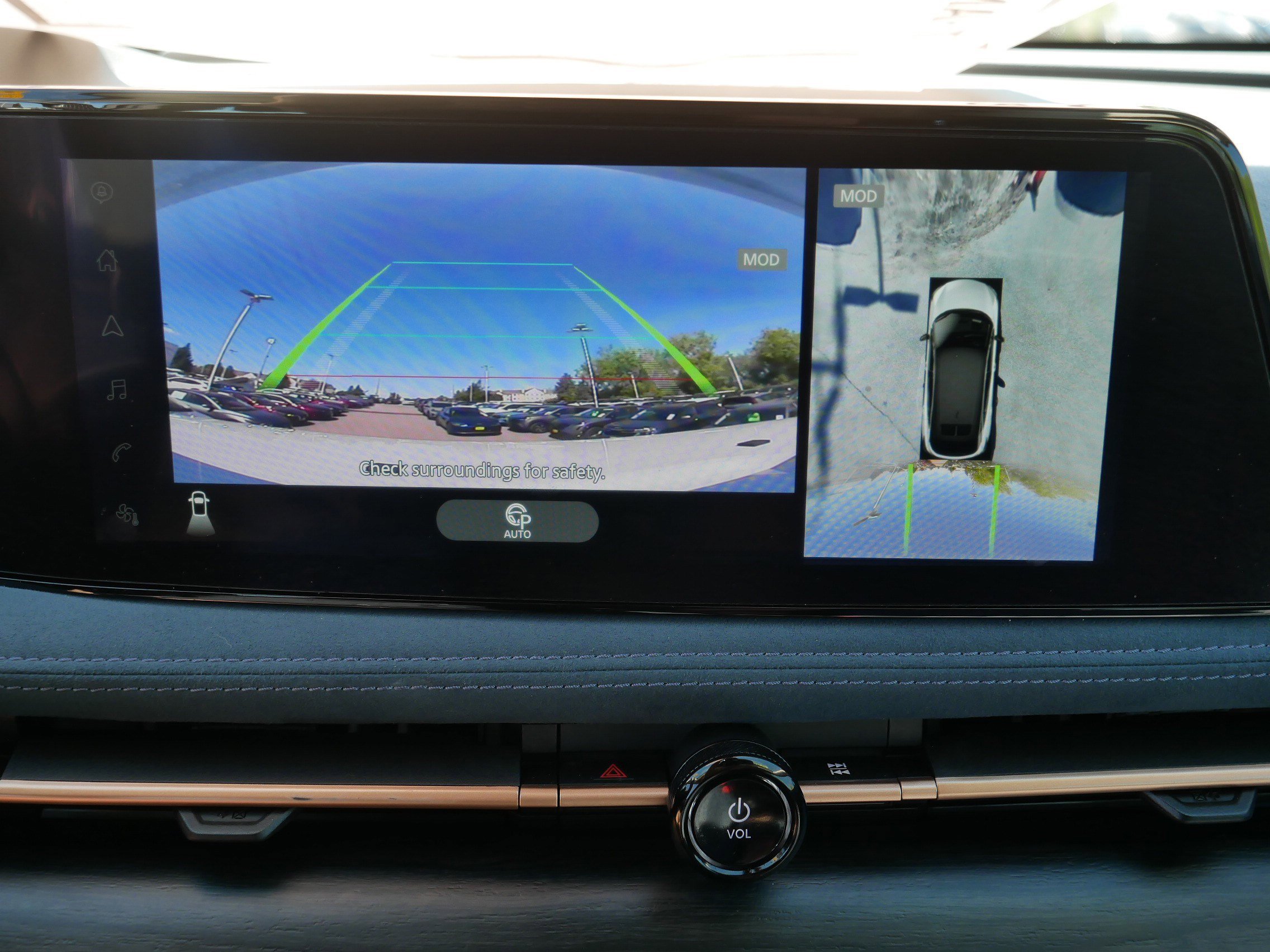 Certified 2024 Nissan Ariya AWD image 27
