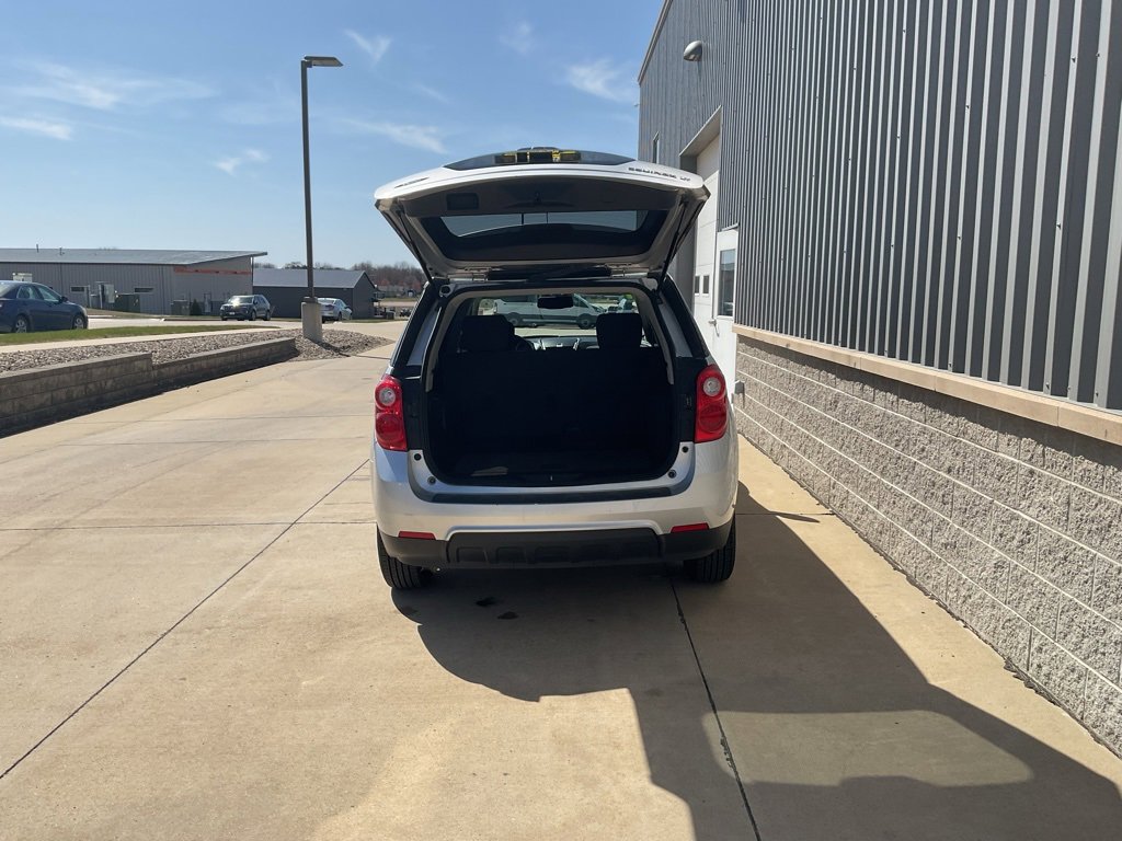Used 2011 Chevrolet Equinox LT w/ Driver Convenience Package image 22