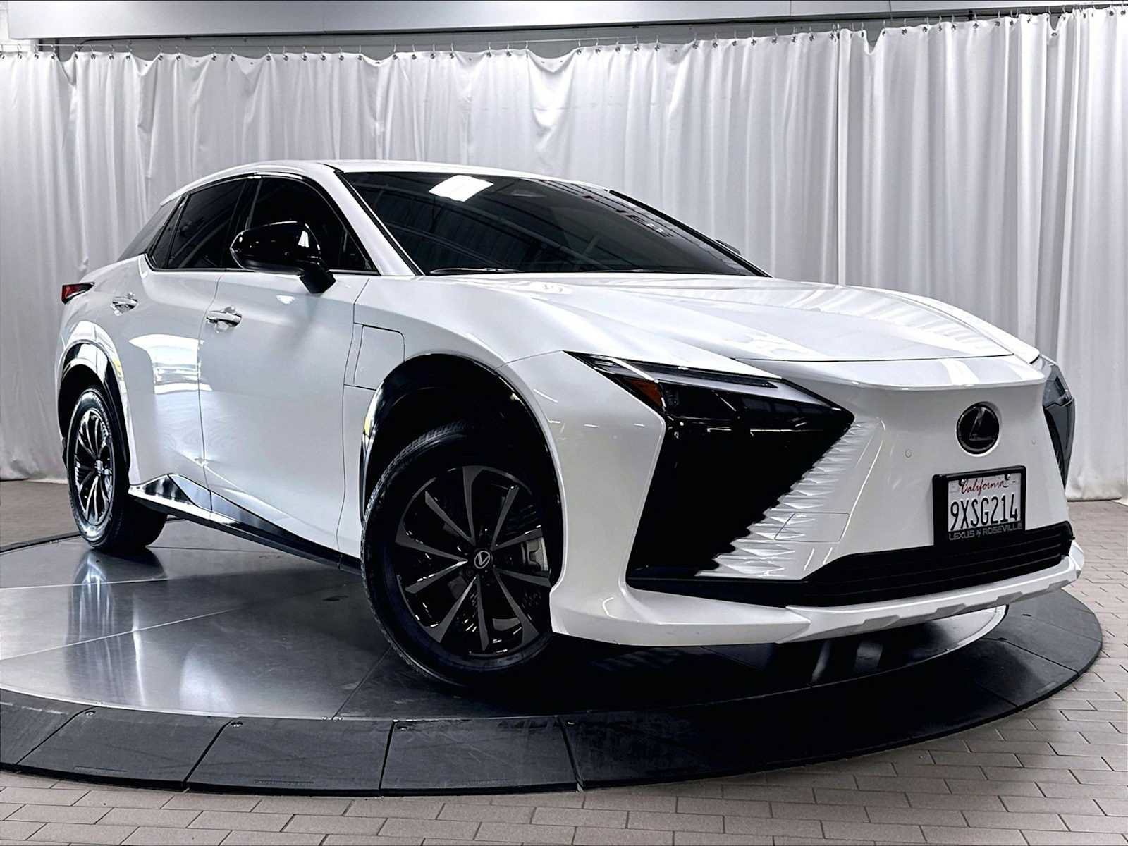 Used 2026 Lexus RZ 350e 2WD w/ Accessory Package (Z1) image 11