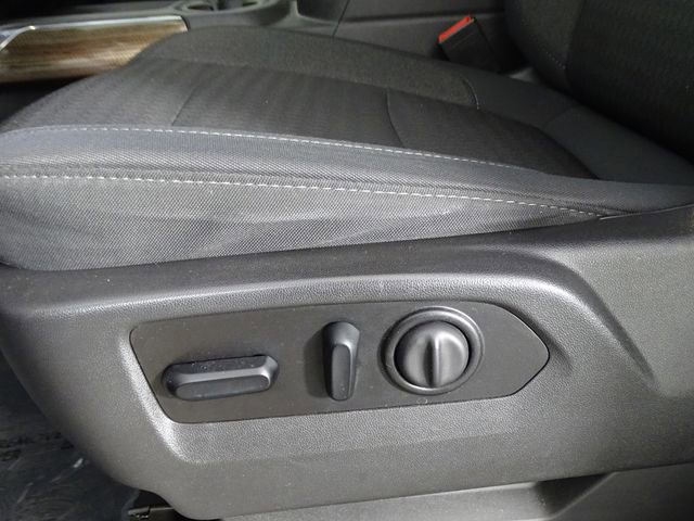 Used 2021 Chevrolet Silverado 1500 RST image 19