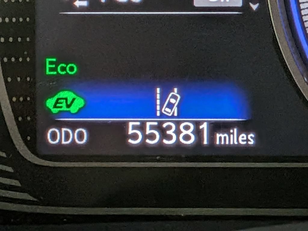 Certified 2022 Lexus UX 250h w/ Premium Package AWD/4WD image 18