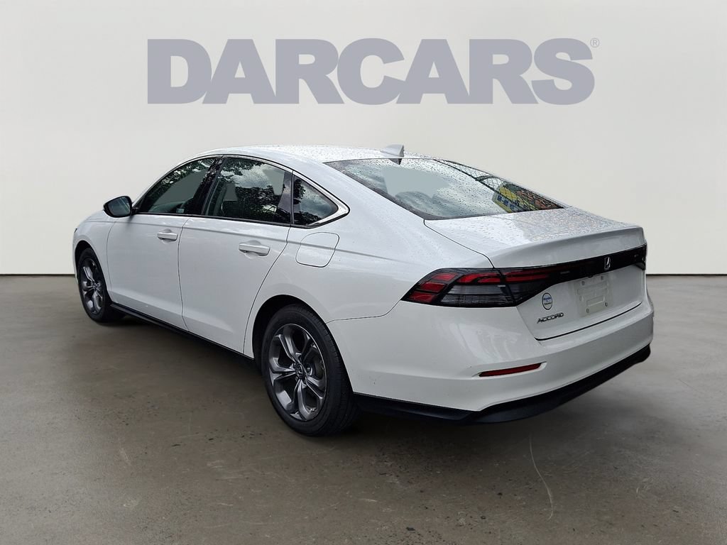Used 2024 Honda Accord EX image 2