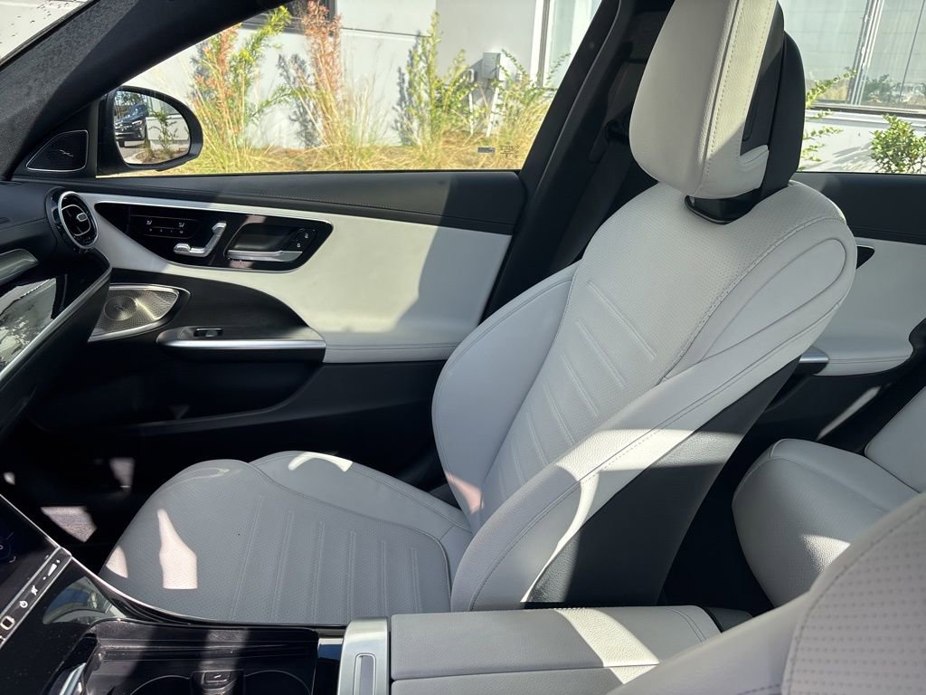 Used 2024 Mercedes-Benz C 300 Sedan image 41