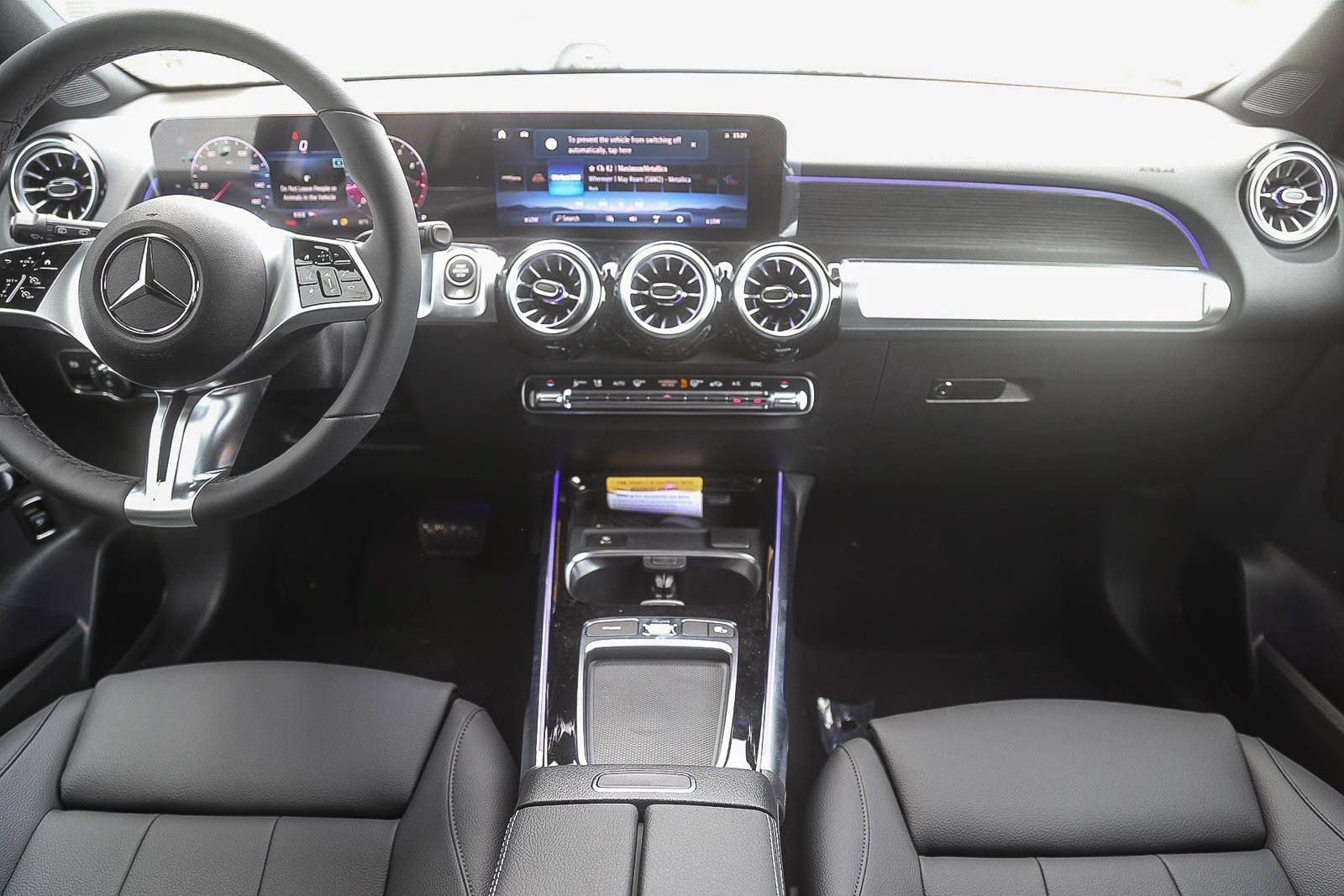 New 2026 Mercedes-Benz GLB 250 4MATIC image 11