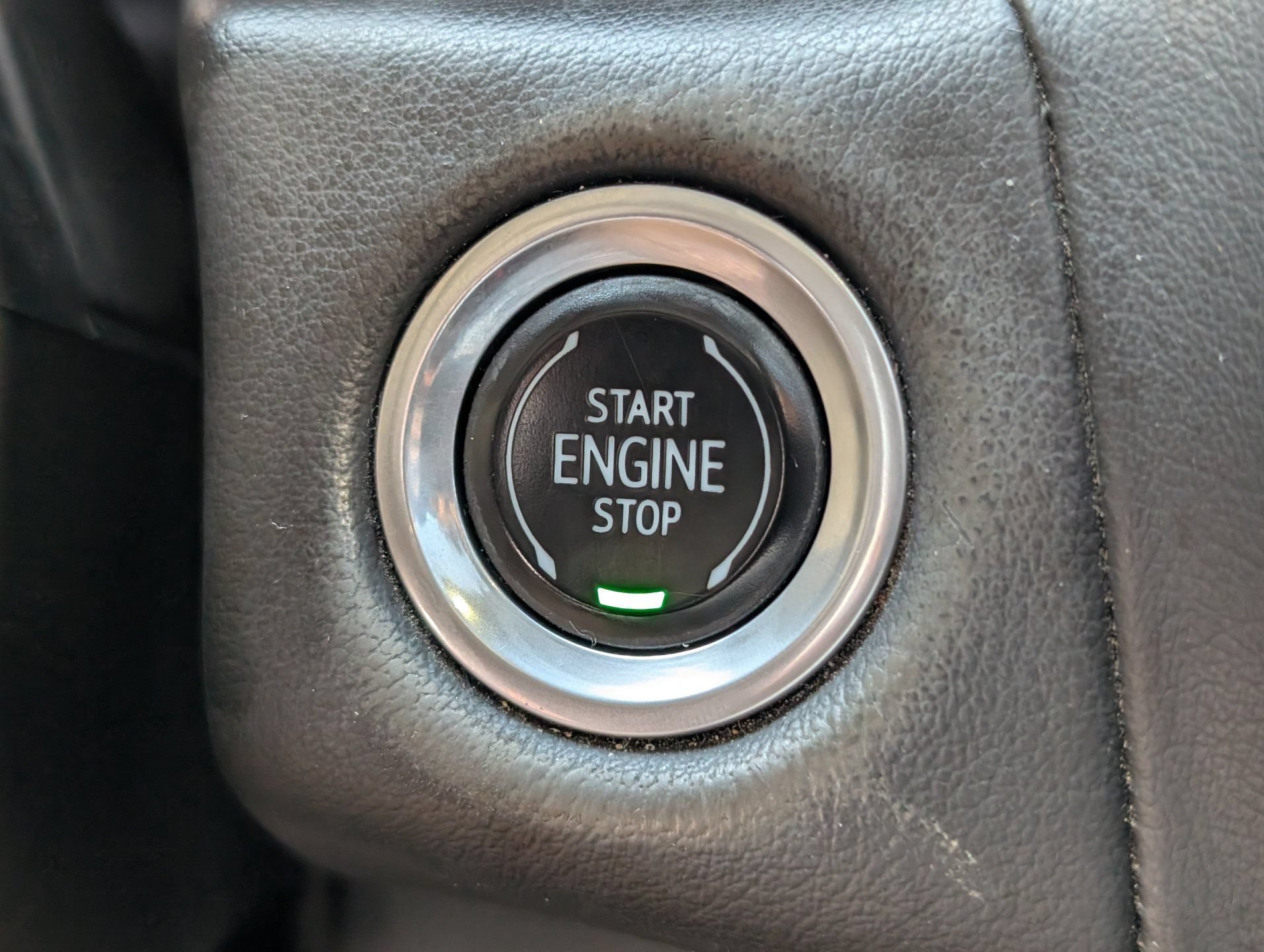 Certified 2021 Chevrolet Suburban Z71 w/ Rear Media and Nav Package AWD/4WD image 22