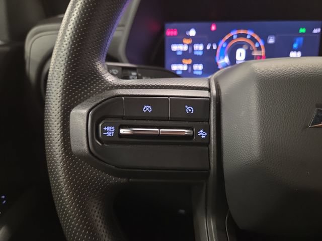 Used 2024 Chevrolet Colorado Trail Boss w/ Advanced Trailering Package AWD/4WD image 19