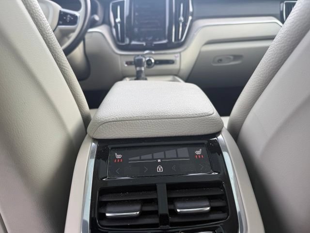 Used 2019 Volvo XC60 T5 Inscription w/ Protection Package Premier AWD/4WD image 15