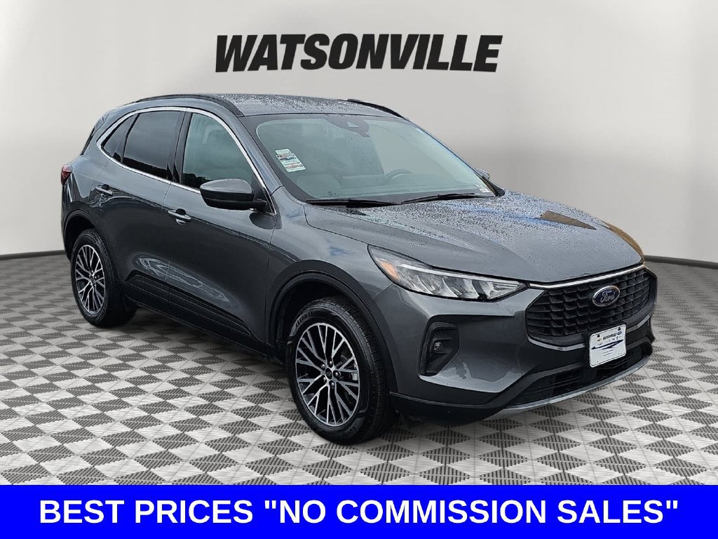 Used 2025 Ford Escape SE