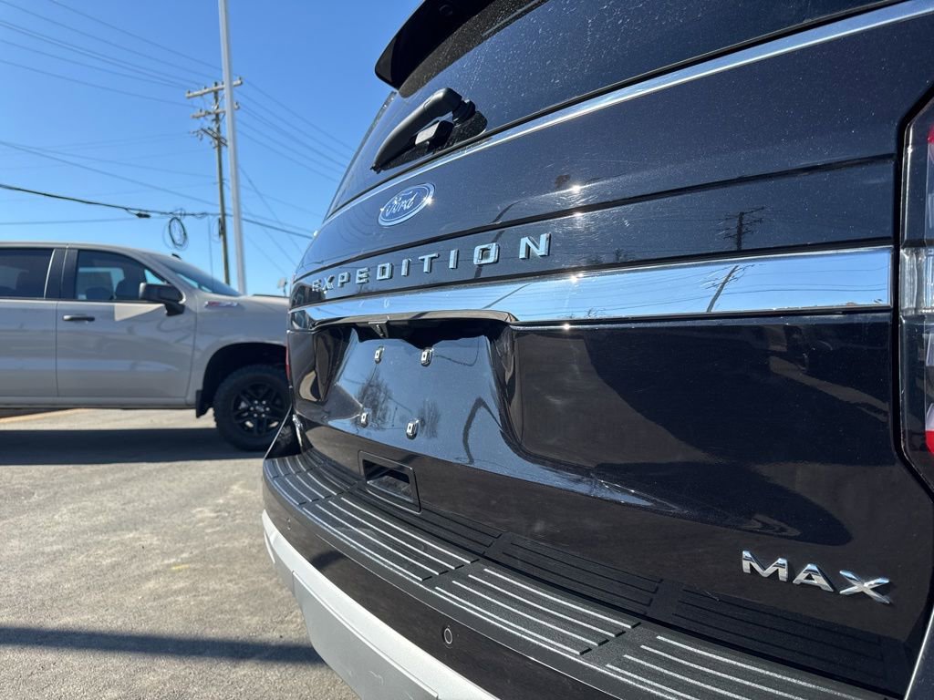 Used 2024 Ford Expedition Max Limited image 34