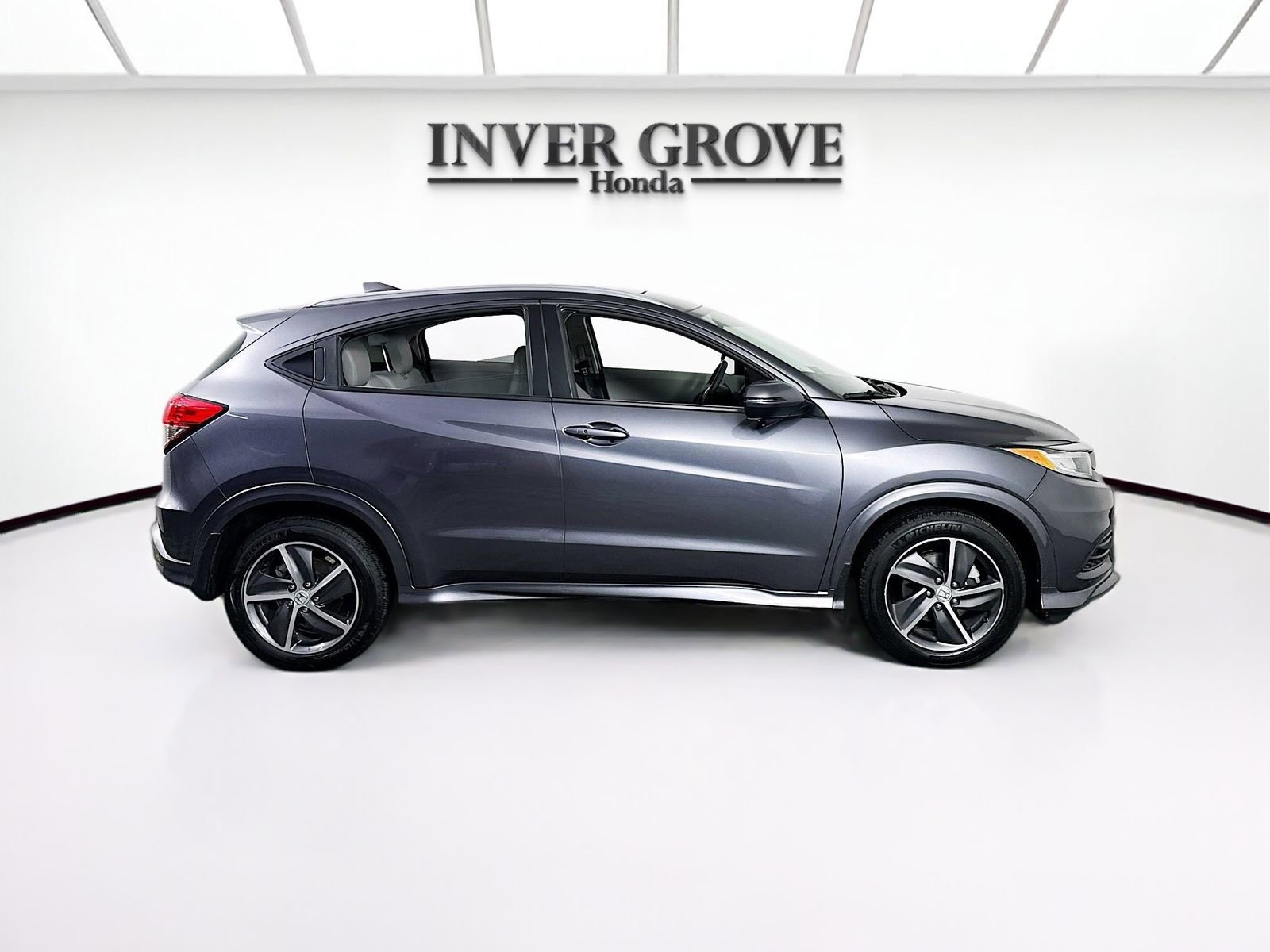 Used 2019 Honda HR-V Touring image 4