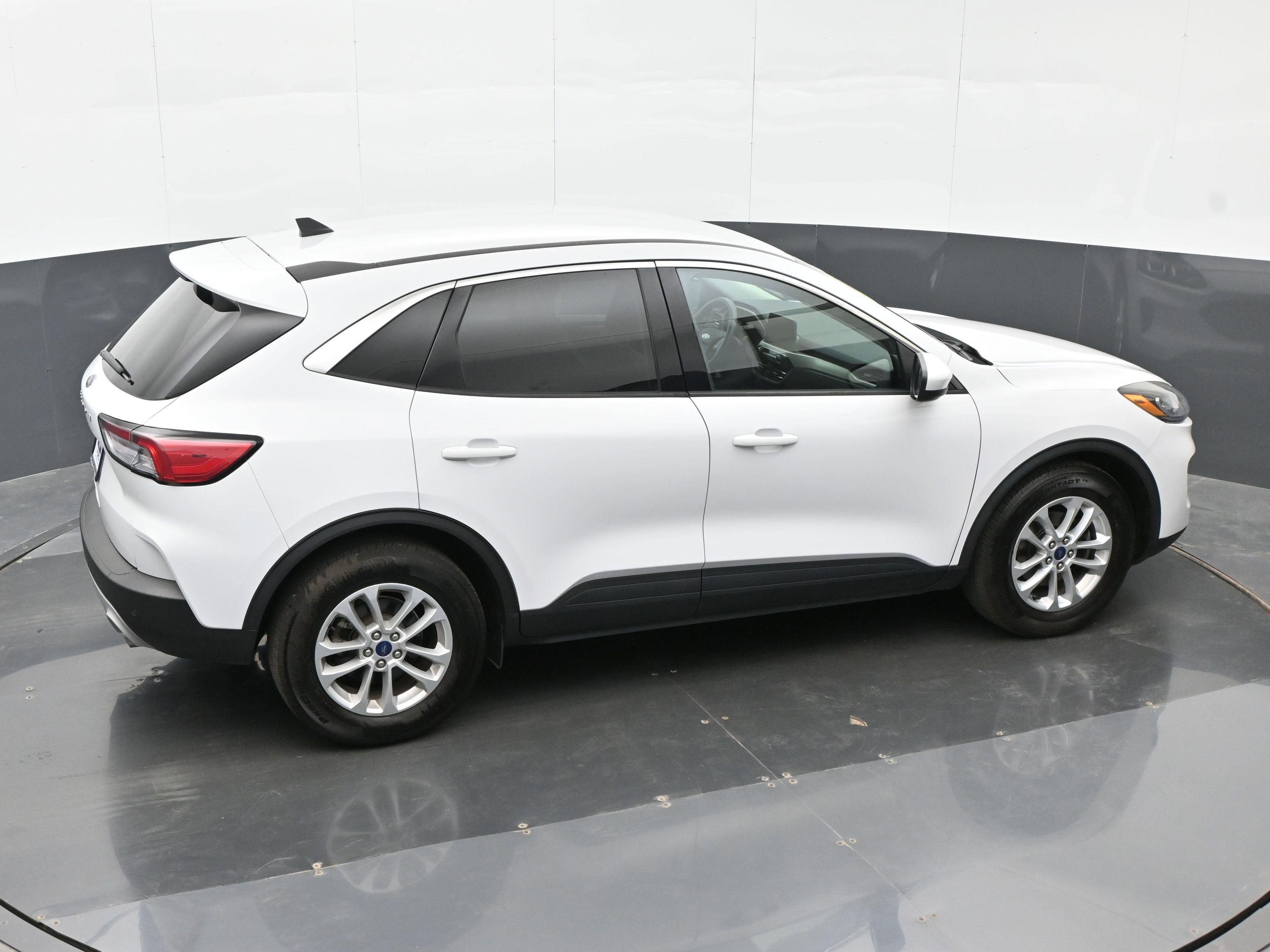Used 2021 Ford Escape SE FWD image 31