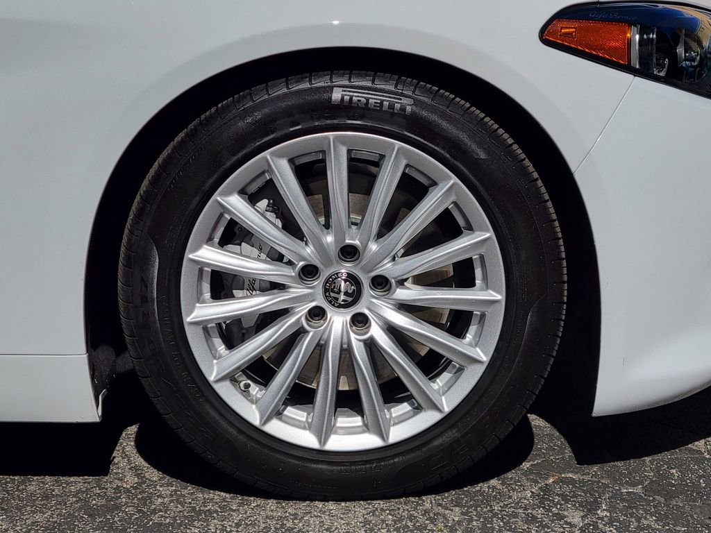 Used 2024 Alfa Romeo Giulia Sprint RWD image 27