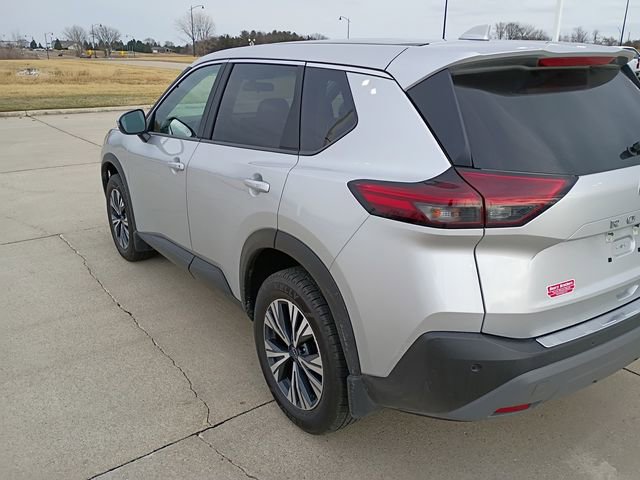 Used 2023 Nissan Rogue SV image 7