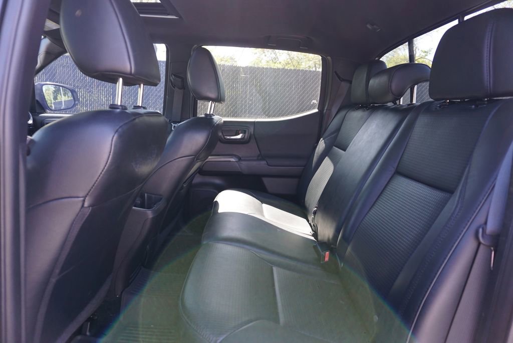 Used 2021 Toyota Tacoma TRD Off-Road w/ TRD Premium Off Road Package image 13