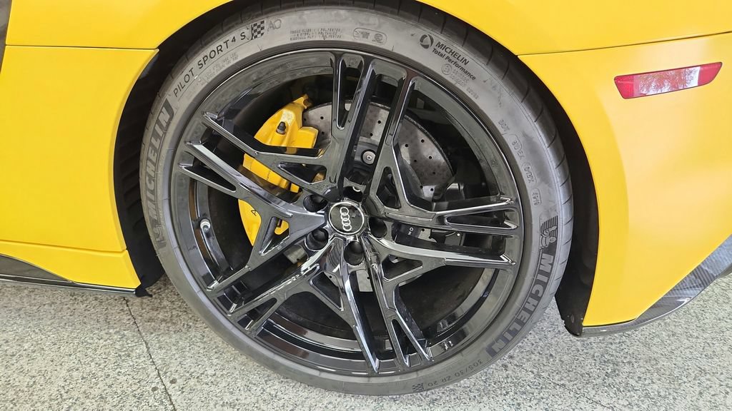 Used 2020 Audi R8 V10 performance AWD/4WD image 17
