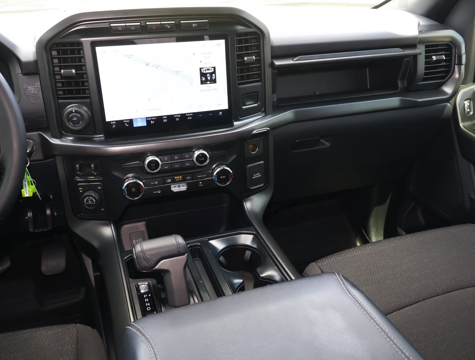 Used 2024 Ford F150 XLT w/ FX4 Off-Road Package image 14