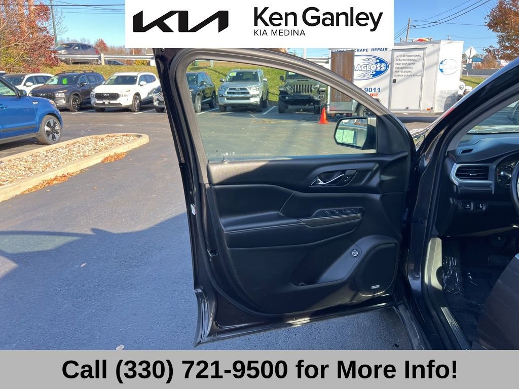 Used 2018 GMC Acadia SLT image 25