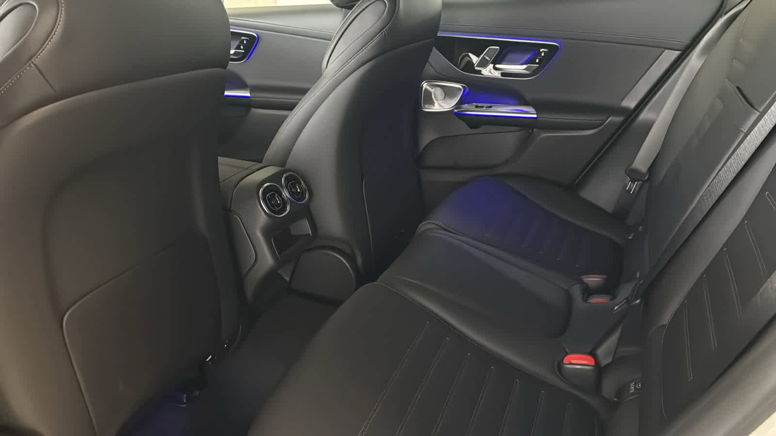 New 2026 Mercedes-Benz GLC 43 AMG 4MATIC Coupe image 31