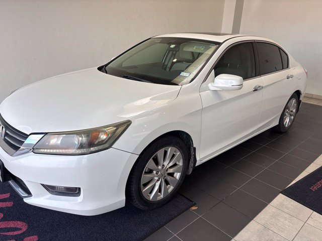Used 2014 Honda Accord EX image 2