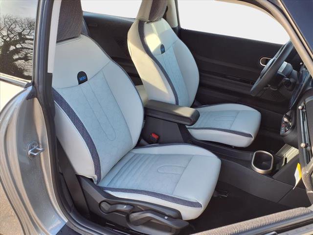 Certified 2025 MINI Cooper S image 10