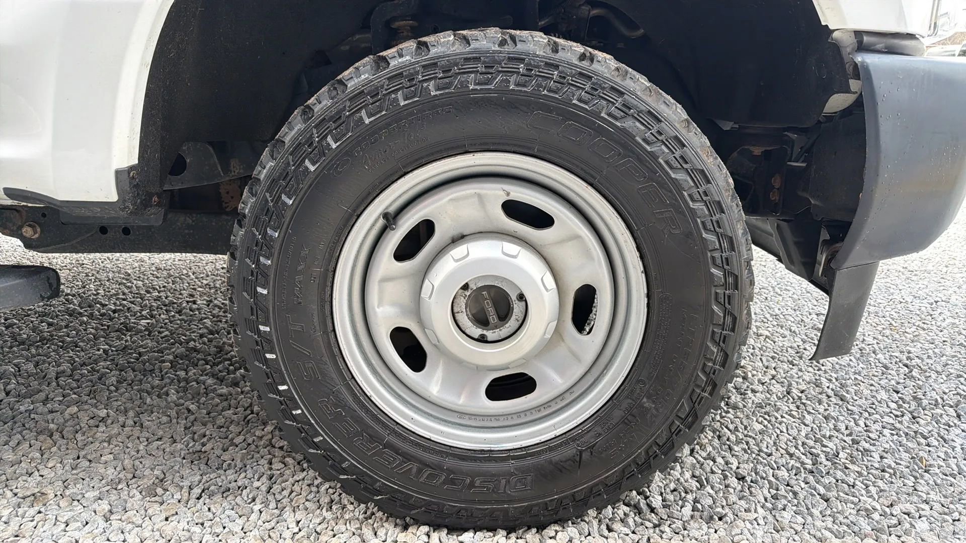 Used 2018 Ford F250 XL w/ Power Equipment Group AWD/4WD image 7