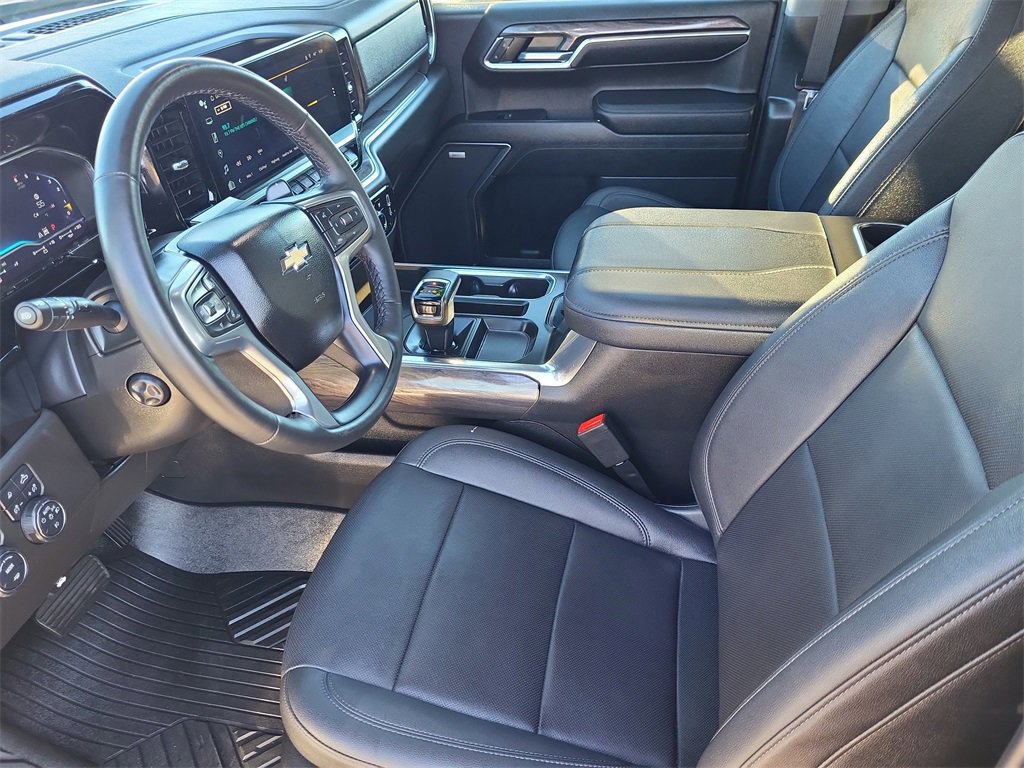 Certified 2023 Chevrolet Silverado 1500 LTZ w/ LTZ Convenience Package II image 7
