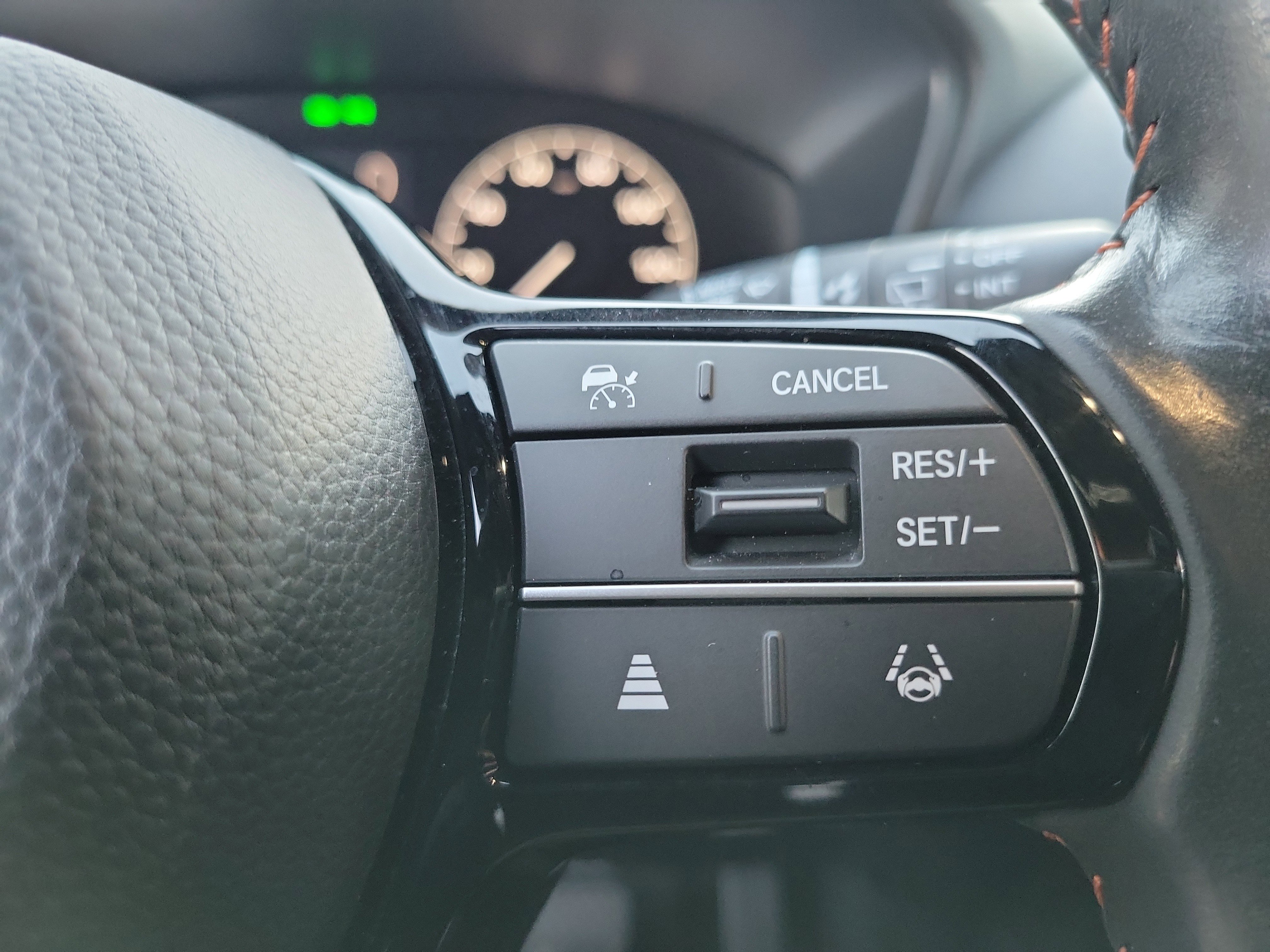 Used 2023 Honda HR-V Sport image 8