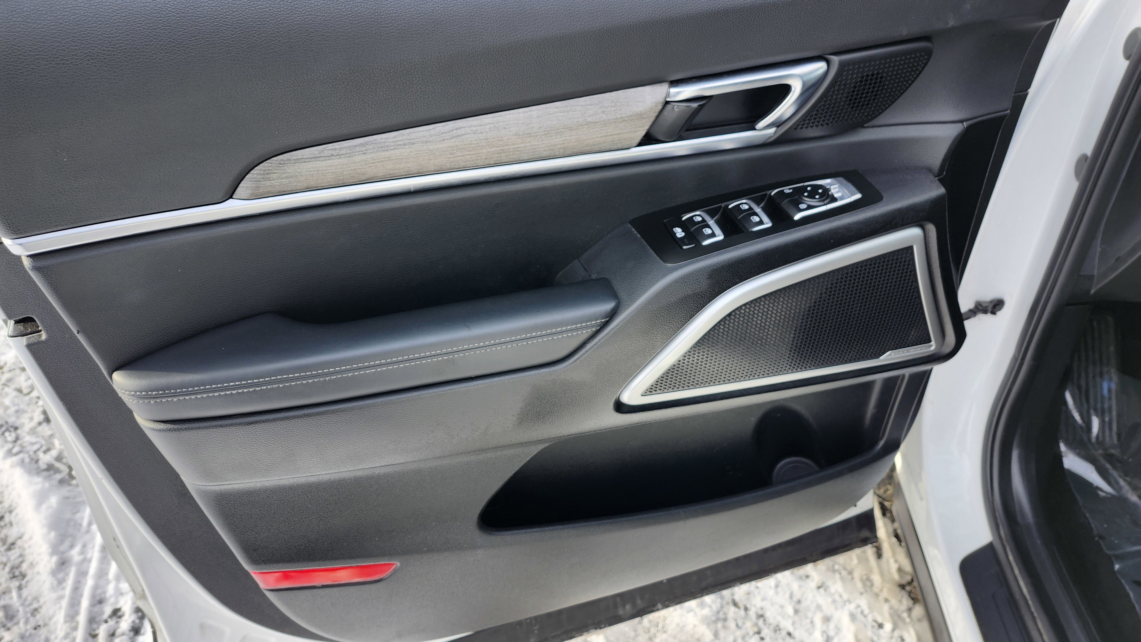 Used 2020 Kia Telluride EX w/ EX Premium Package image 29