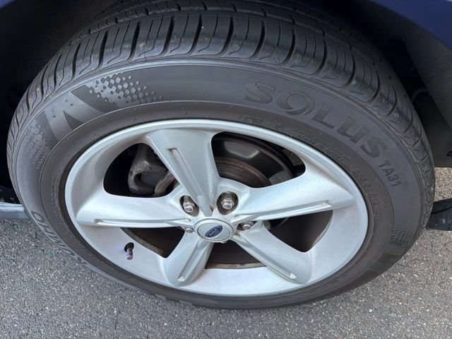 Used 2011 Ford Mustang GT Premium RWD image 13