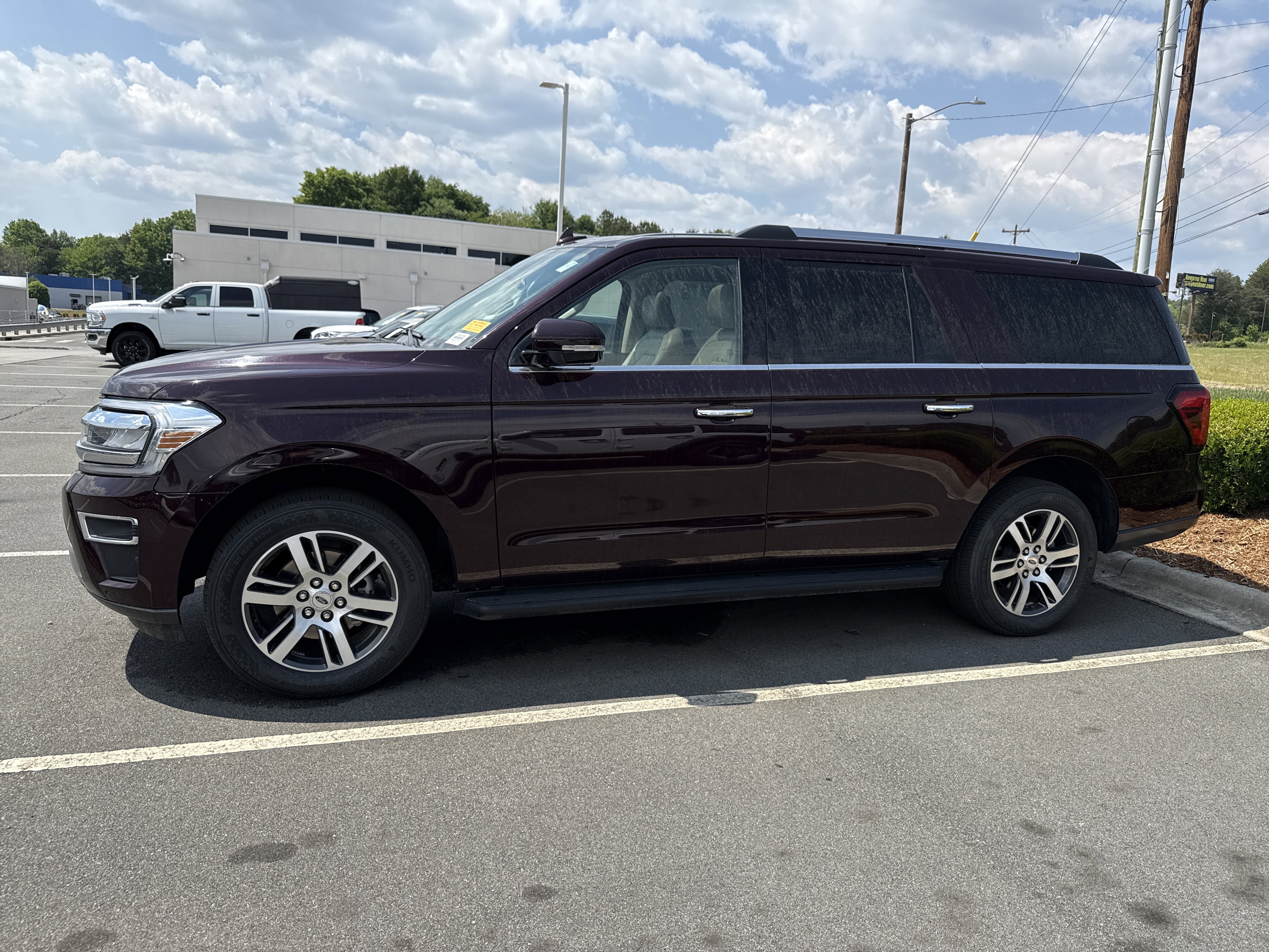 Used 2024 Ford Expedition Max Limited RWD image 7