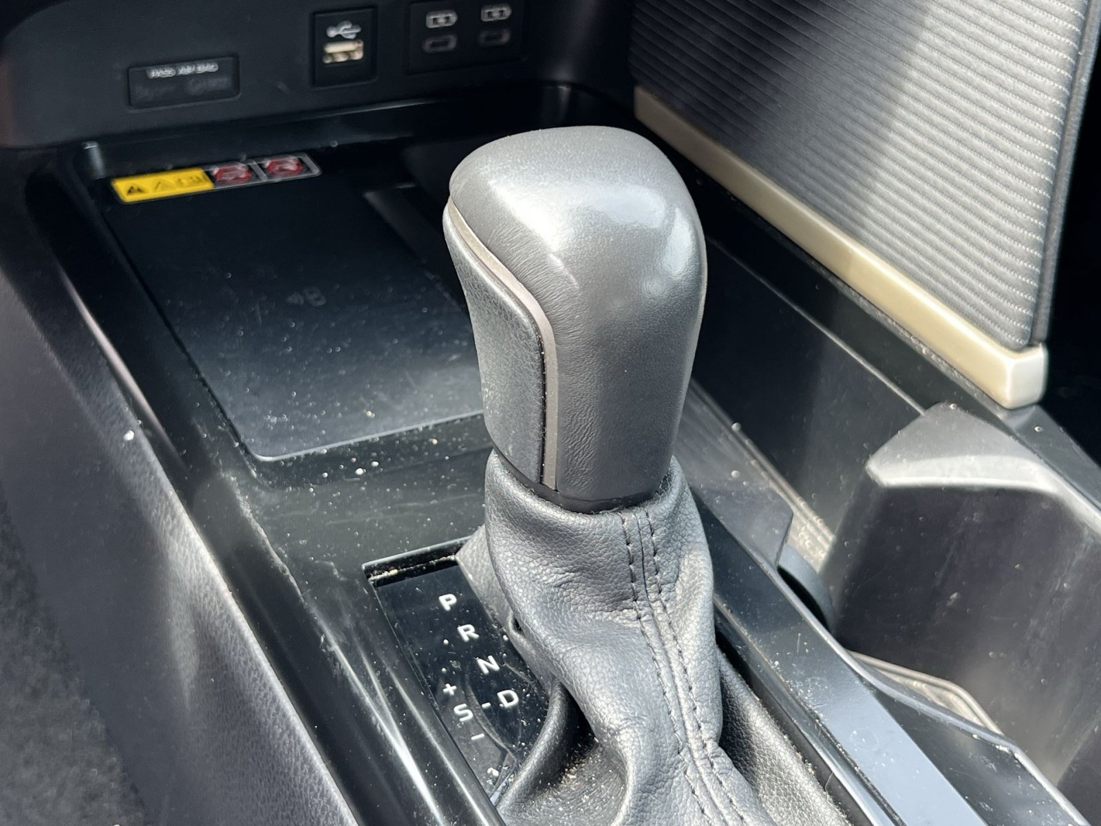 Used 2025 Toyota Camry SE FWD image 17