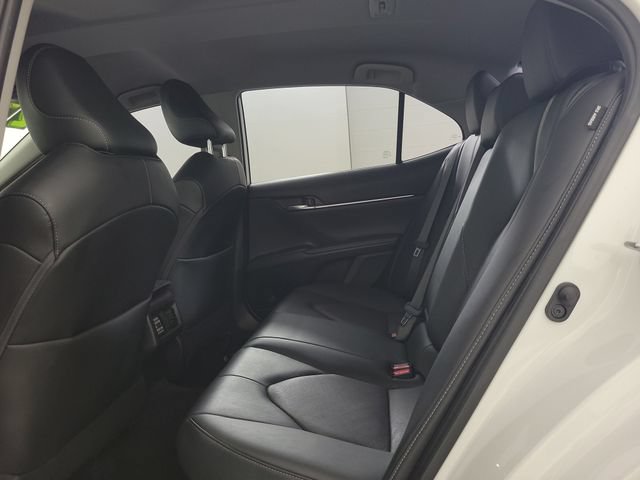 Used 2022 Toyota Camry XSE FWD image 13