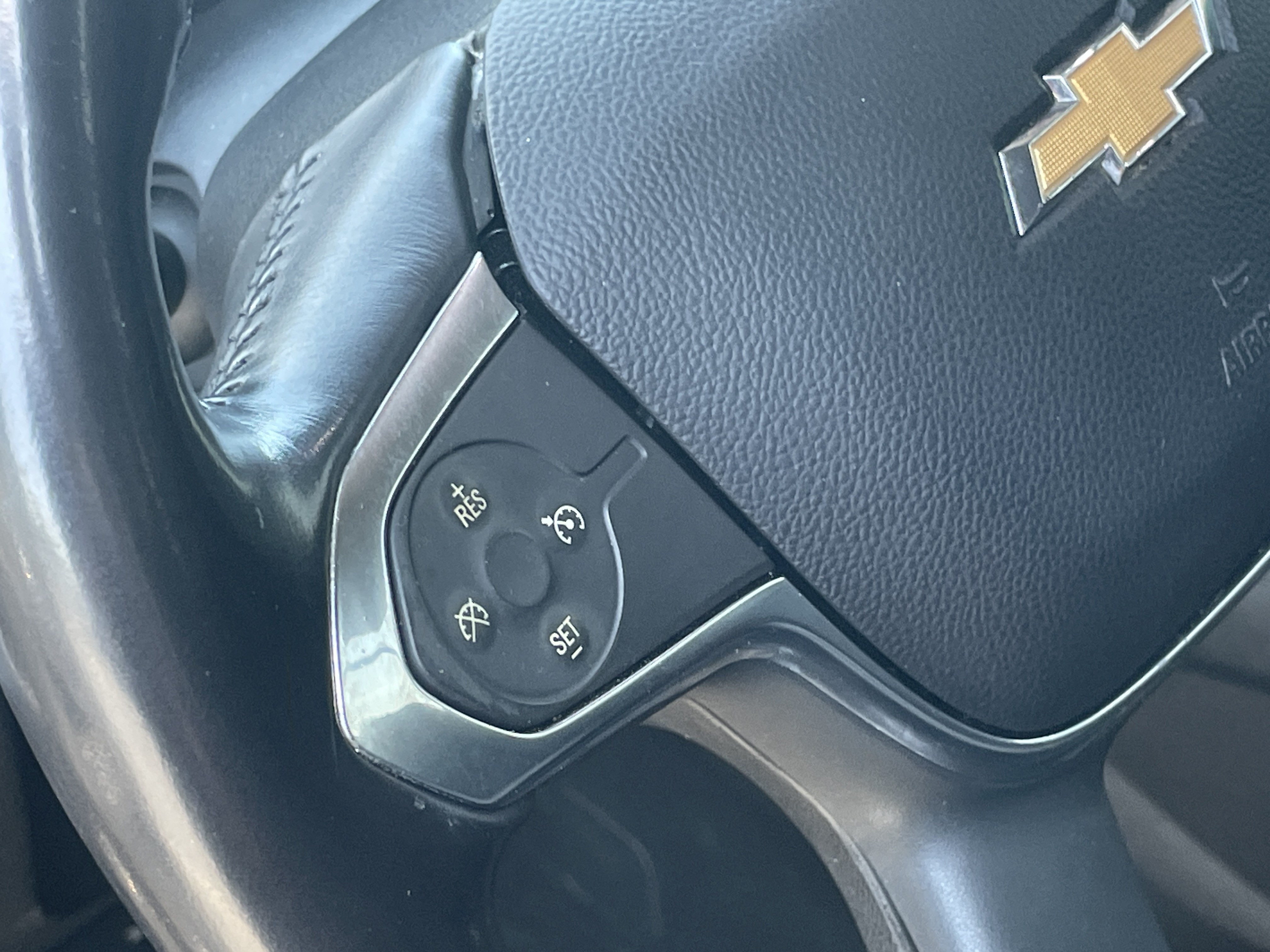Used 2019 Chevrolet Traverse LT w/ LT Premium Package AWD/4WD image 19