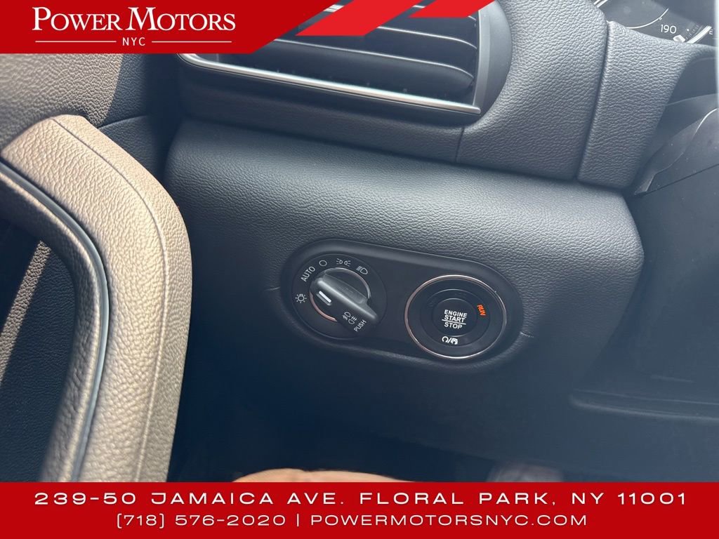 Used 2023 Maserati Levante Modena image 39